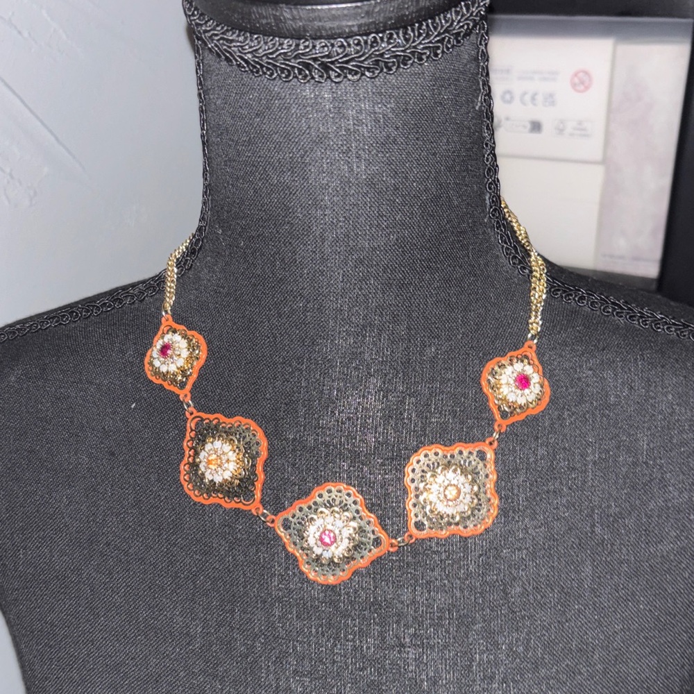 Elegant Orange and Gold Necklace